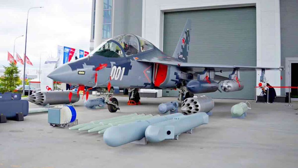 Jak 130M 2 Jak-130M