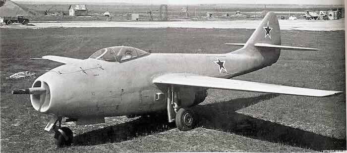 MiG 9 MiG-9