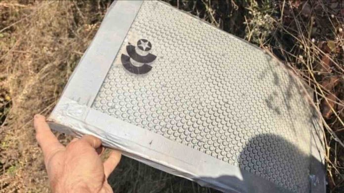Pronađen dron Molnija sa misterioznim uređajem- Da li je ruski Starlink već stigao na front? Pronađen dron Molnija sa misterioznim uređajem- Da li je ruski Starlink već stigao na front?