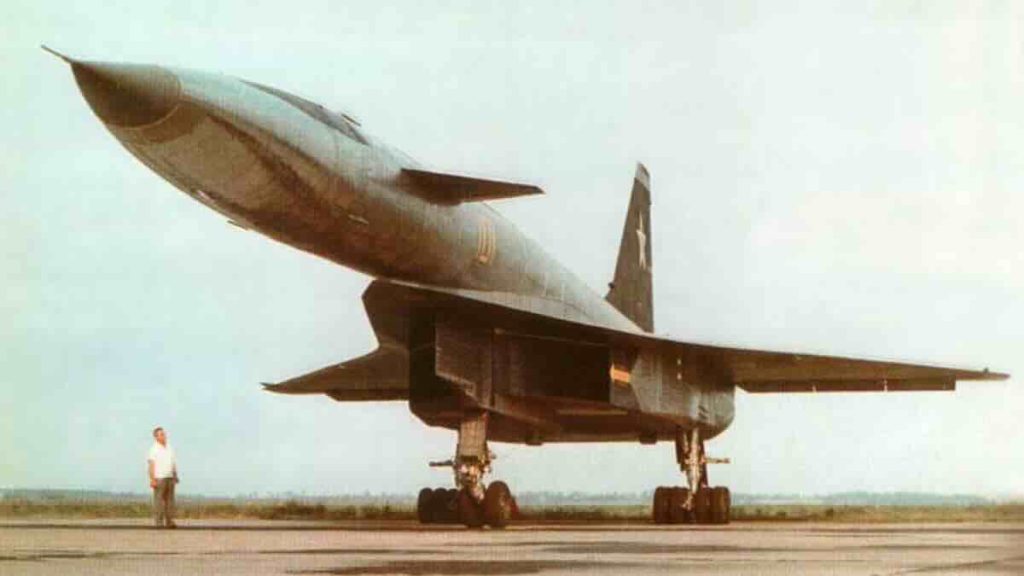 Suhoj T-4 Sotka