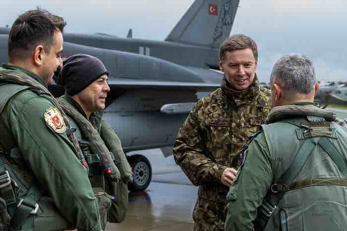 Turski F 16 prebaceni u Letoniju 1 Turski F-16 prebačeni u Letoniju